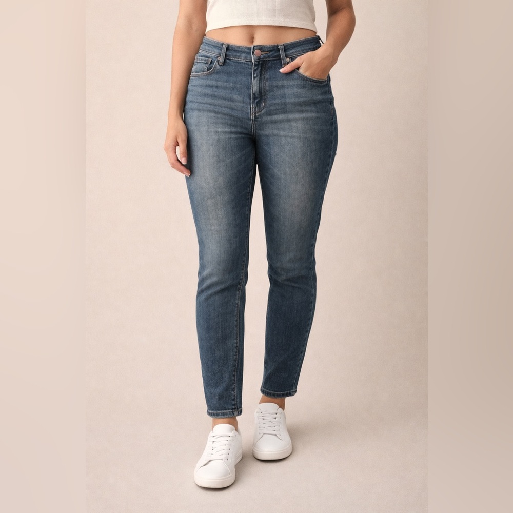 Old Navy Rockstar Super Skinny Jeans with Built In Warm